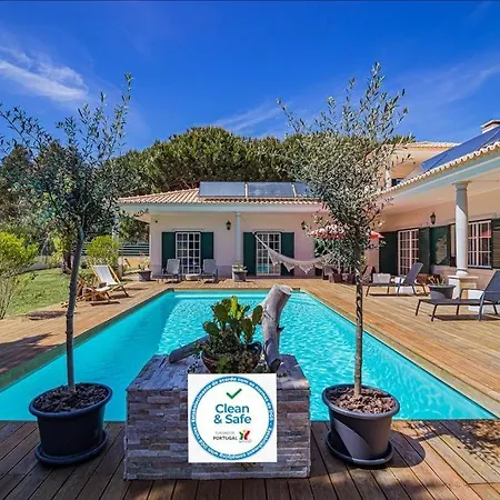Buganvilias Do Meco Guest house Sesimbra